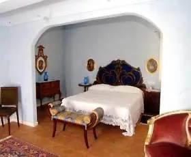 Palazzo Dell'opera تْشيانشانو  تيرمي